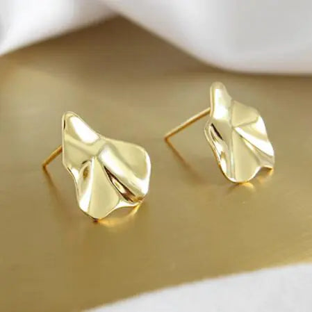 The Élise Earrings