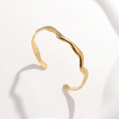 The Aria Wave Bracelet