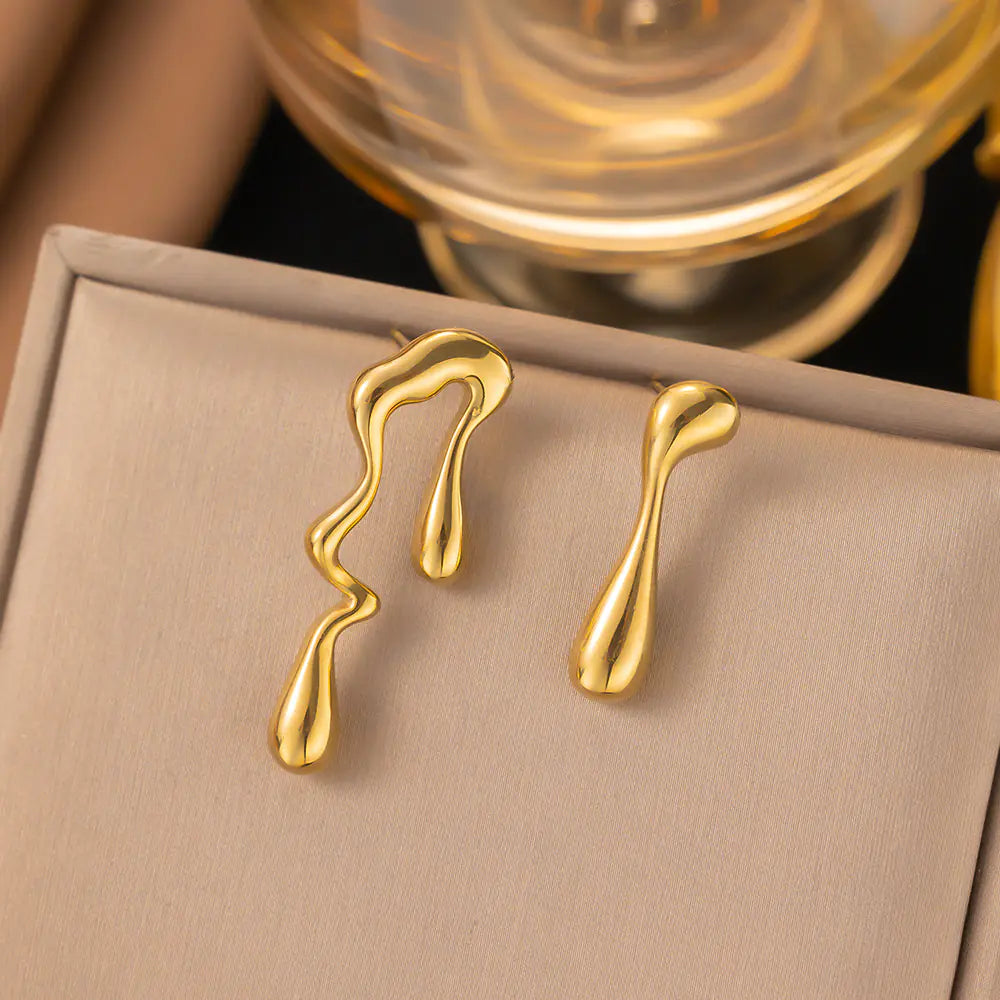 The Sienna Drop Earrings