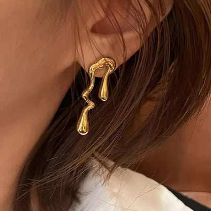 The Sienna Drop Earrings