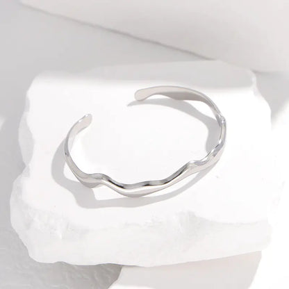 The Aria Wave Bracelet