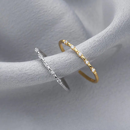 The Aurelia Ring